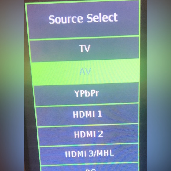 Microsoft XBOX 360 Console - Picture 14 of 16